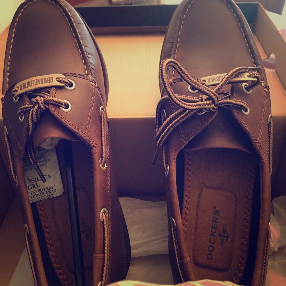 Dockers Men size 8.5 never worn.